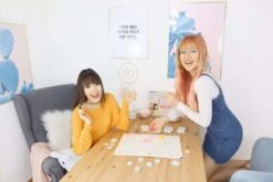 Ravensburger 26136 - Spring In Eine Pfütze! - Das Brettspiel Für Beste Freunde Oder Den Ganzen Freundeskreis, Kreativität & Fantasie Ab 8 Jahren, Für 2-6 Spieler - ViktoriaSarina 17 Ravensburger 26136 - Spring In Eine Pfütze! - Das Brettspiel Für Beste Freunde Oder Den Ganzen Freundeskreis, Kreativität & Fantasie Ab 8 Jahren, Für 2-6 Spieler - ViktoriaSarina -Ravensburger Geschäft 26136 4