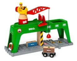 Ravensburger BRIO World 33996 Bahn Verlade Terminal - Mit Beweglichem Kran Zum Umladen Von Gütern Auf Die Schiene, Straße Und Das Schiff - Empfohlen Für Kinder Ab 3 Jahren